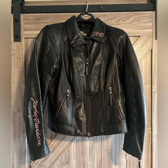 Harley-Davidson Pink Collection Jacket with Pink Wing Design - Picture 2 of 6